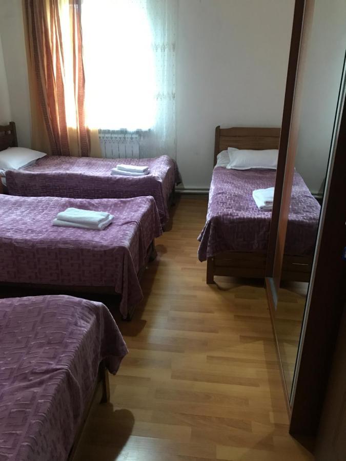 Guest House Gogia Zhabeshi ภายนอก รูปภาพ