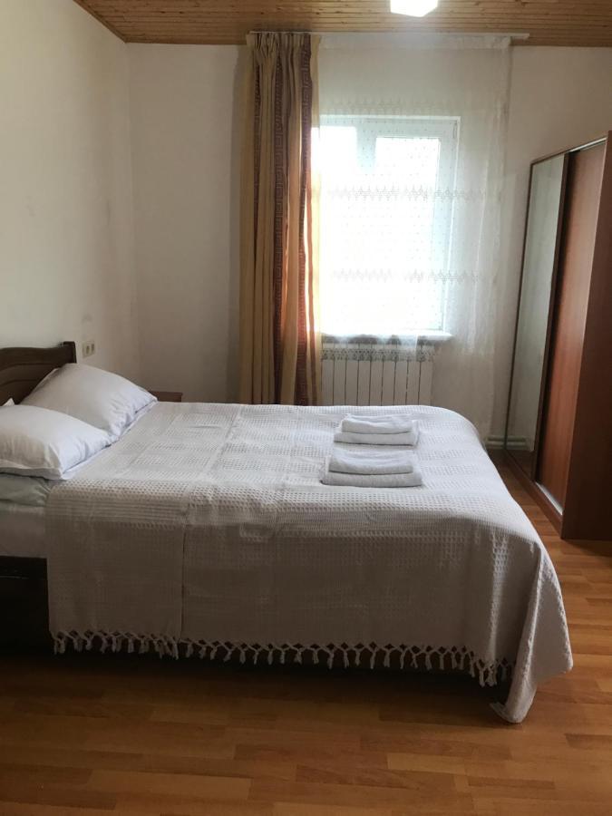 Guest House Gogia Zhabeshi ภายนอก รูปภาพ