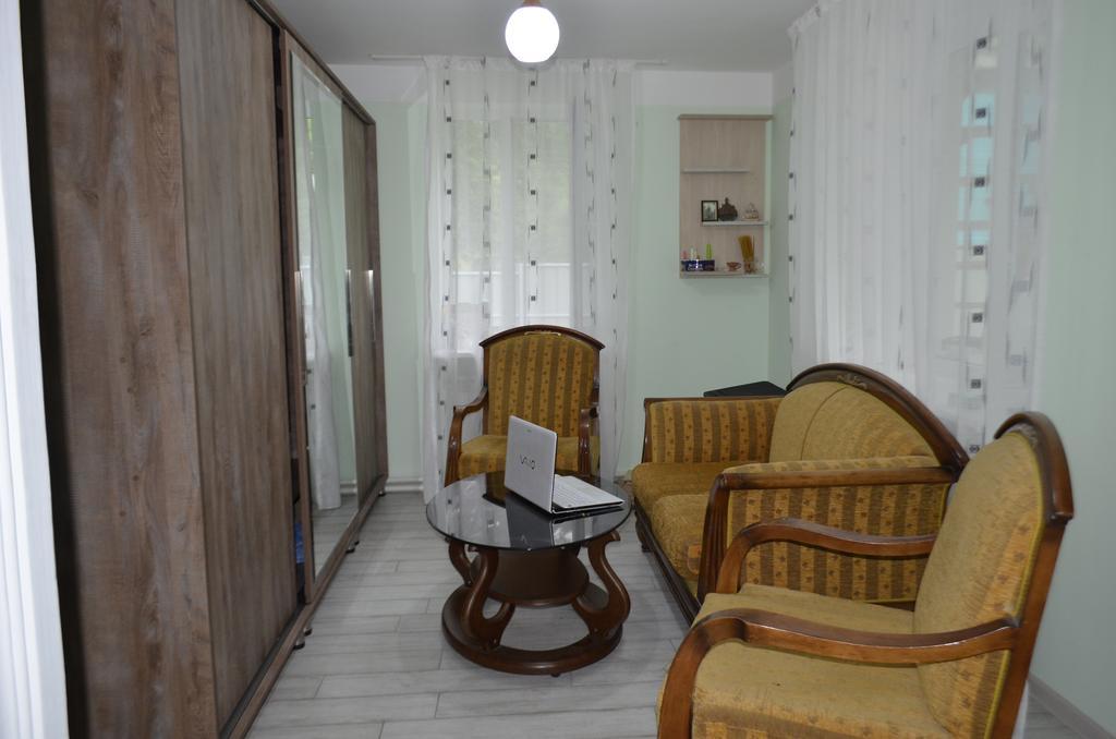 Guest House Gogia Zhabeshi ภายนอก รูปภาพ