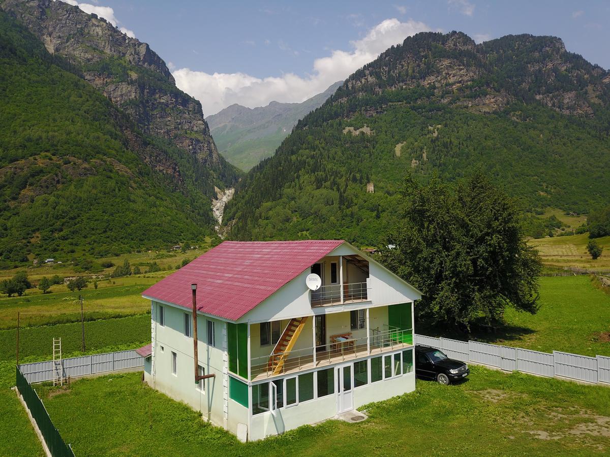 Guest House Gogia Zhabeshi ภายนอก รูปภาพ